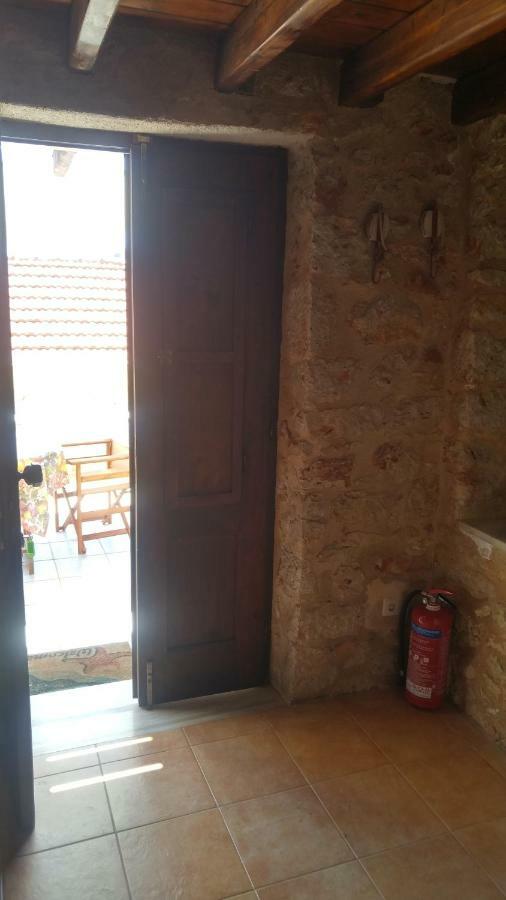 Rosalia Apartments Chalki Town Ngoại thất bức ảnh
